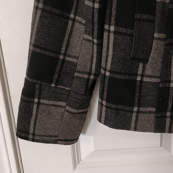 Old Navy Plaid Pea Coat - Picture 4 of 7